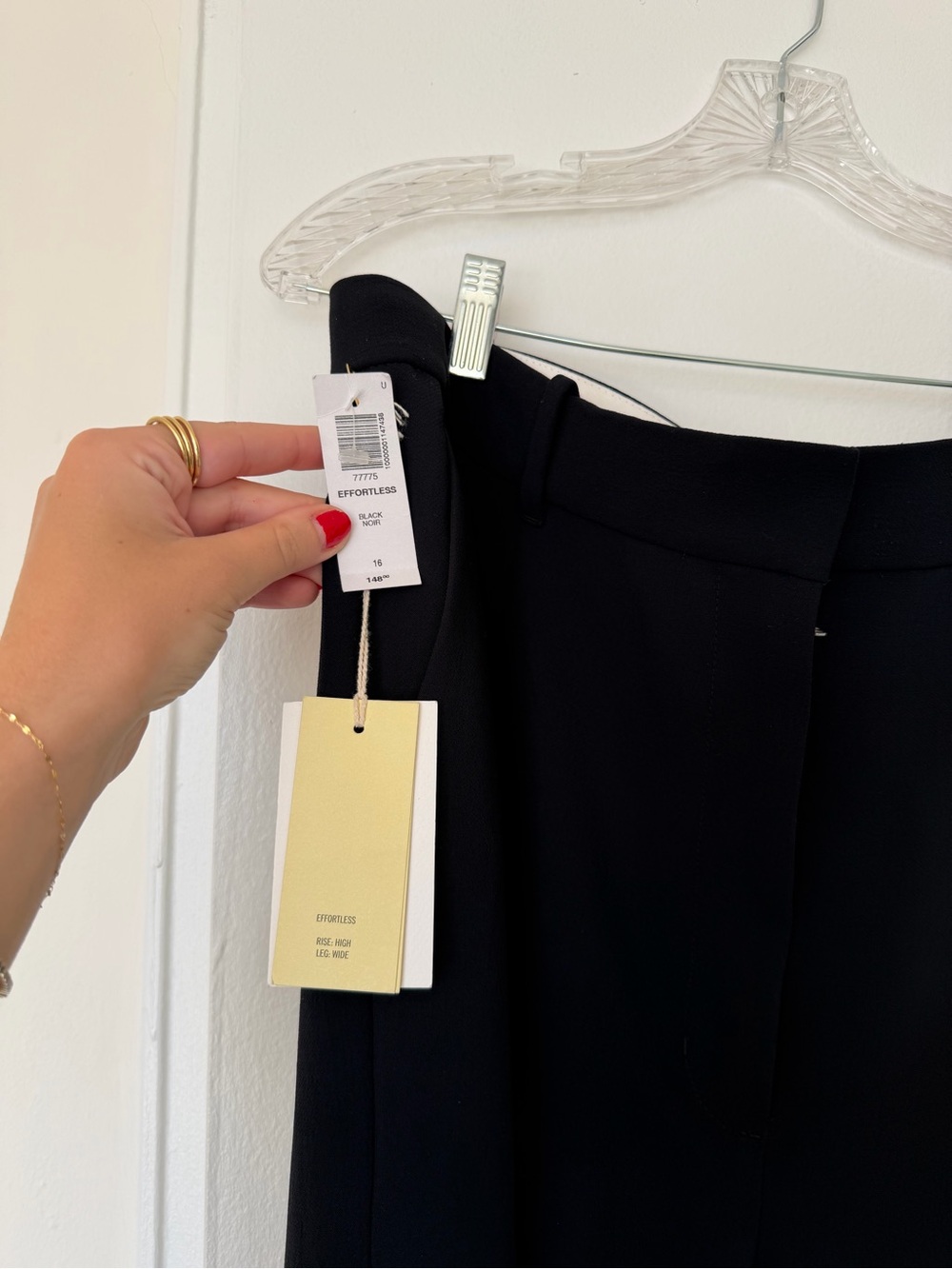 Aritzia Black The Effortless Pant - Crepette